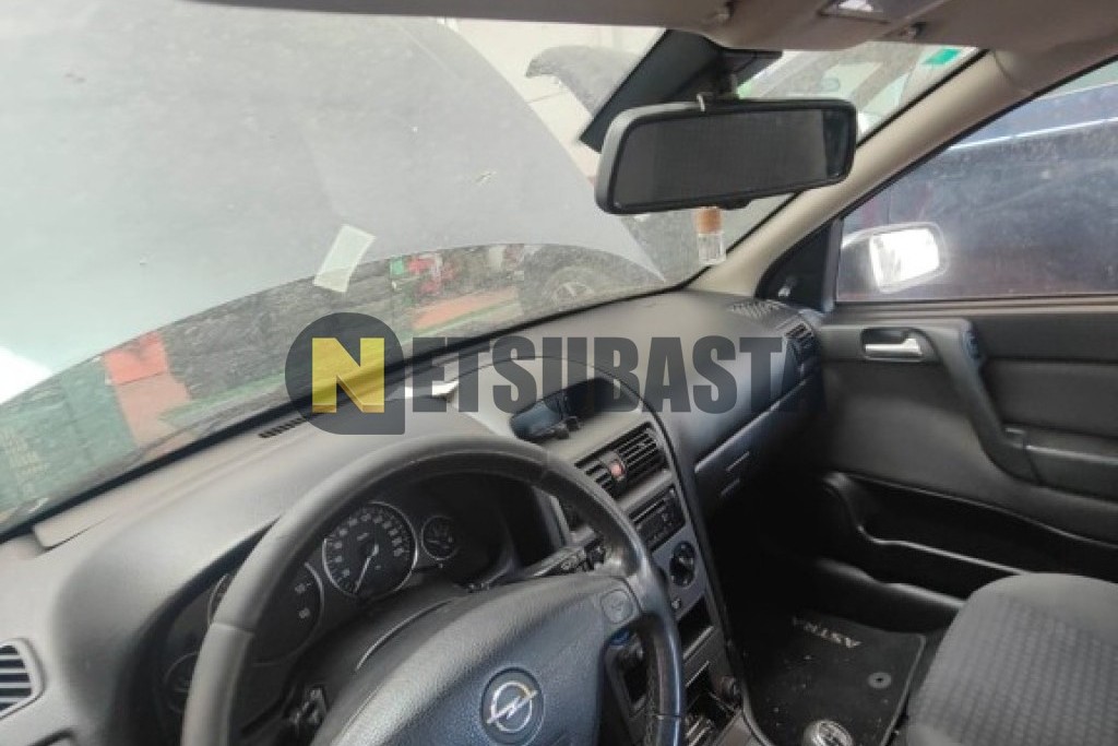 Opel Astra 2.0 DTi 2003