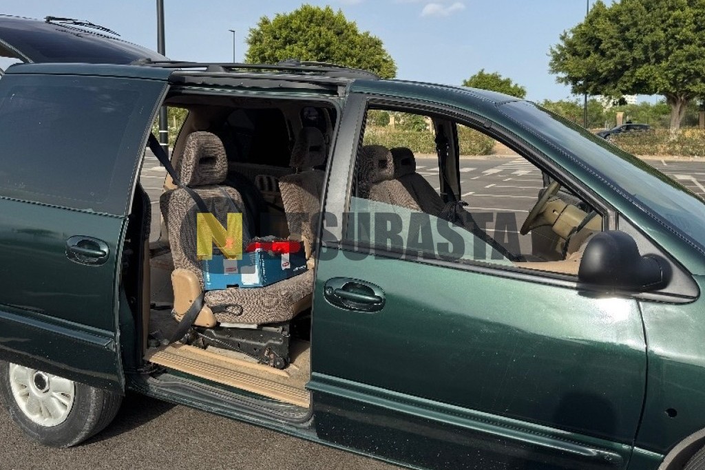 Chrysler Voyager 2.4 1998