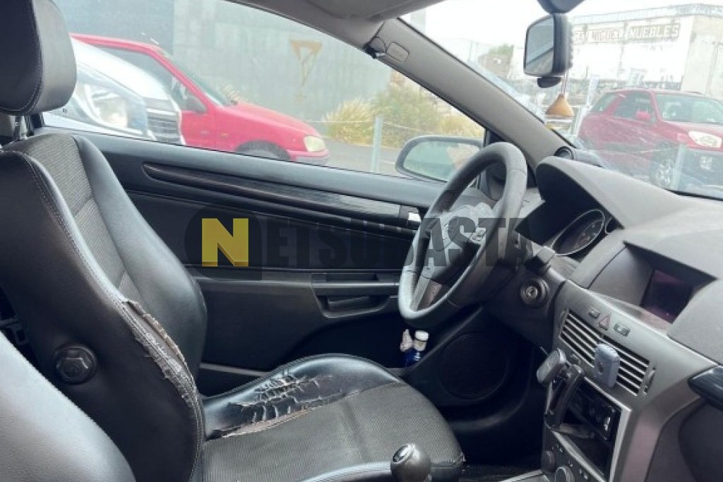 Opel Astra GTC 1.9 CDTi 2006