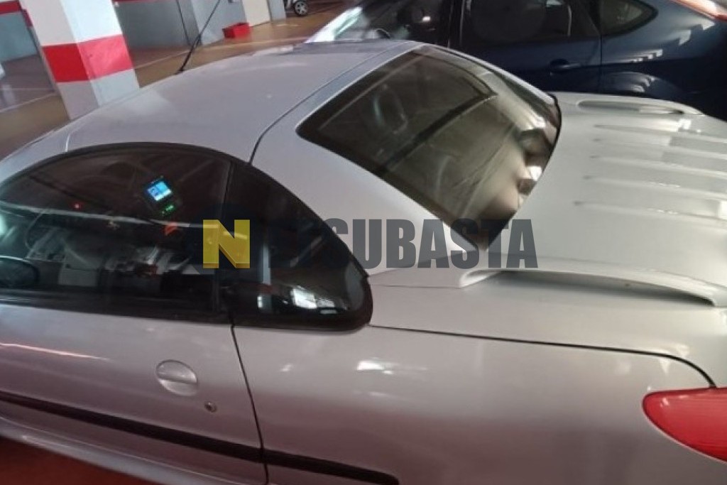 Peugeot 206 Coupé Cabrio 2.0 2006