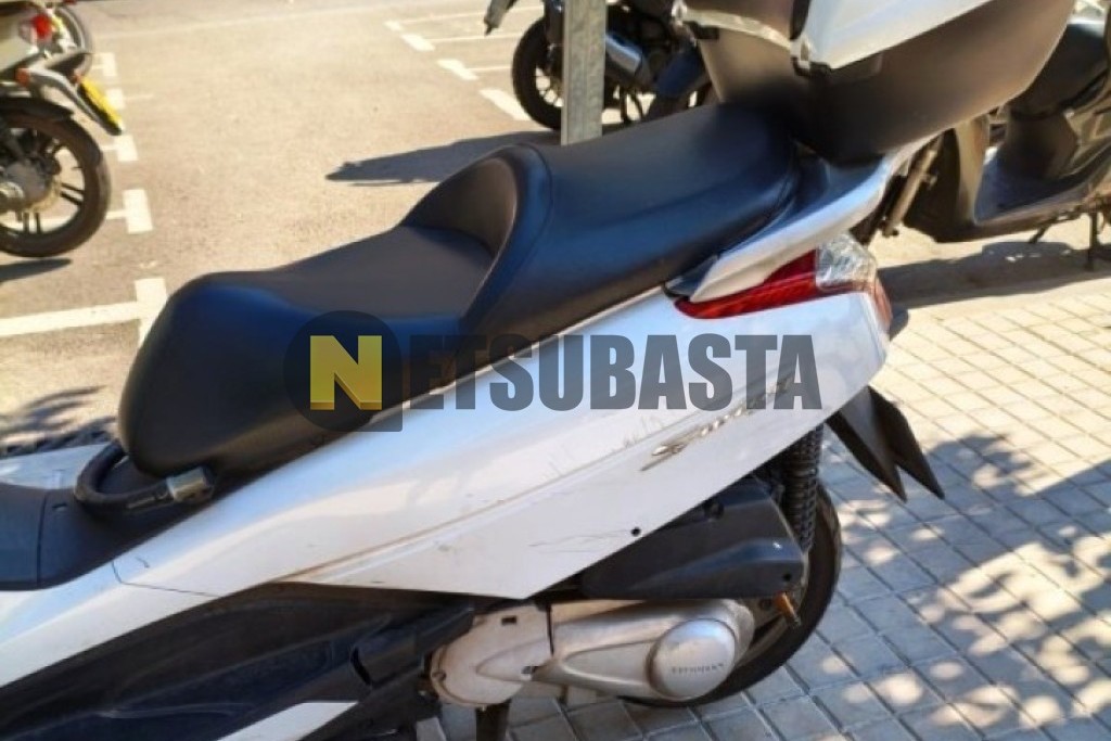 Honda S-Wing 125 2010