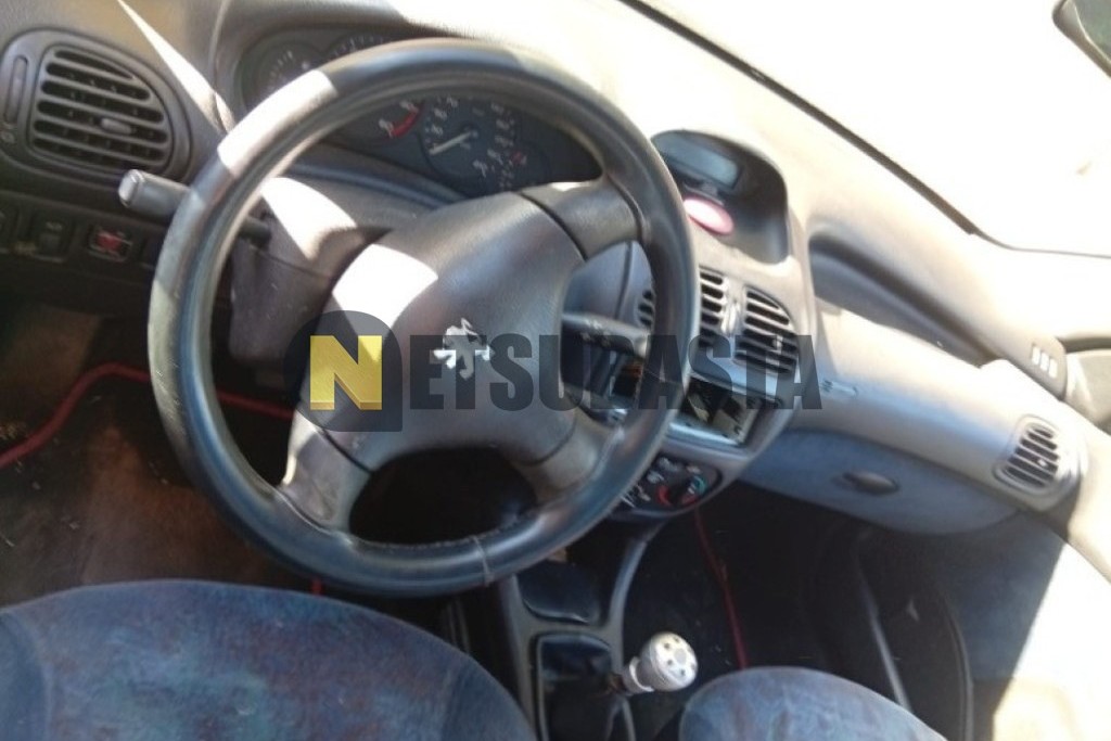 Peugeot 206 1.9 D 2001