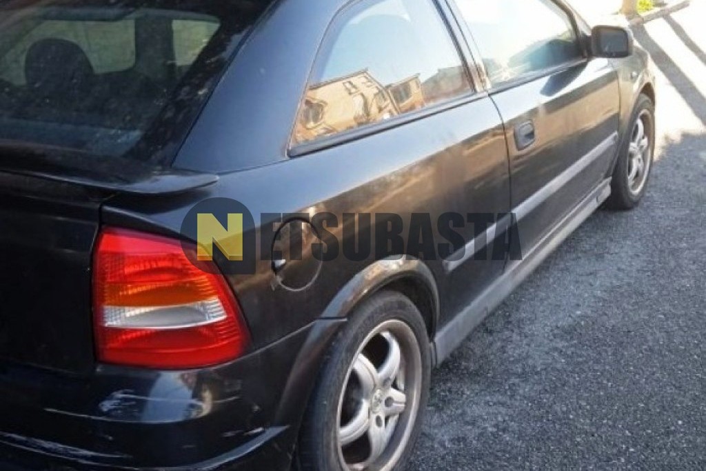 Opel Astra 2.0 DI 16v 2001