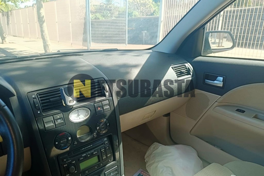 Ford Mondeo 2.0i 2003