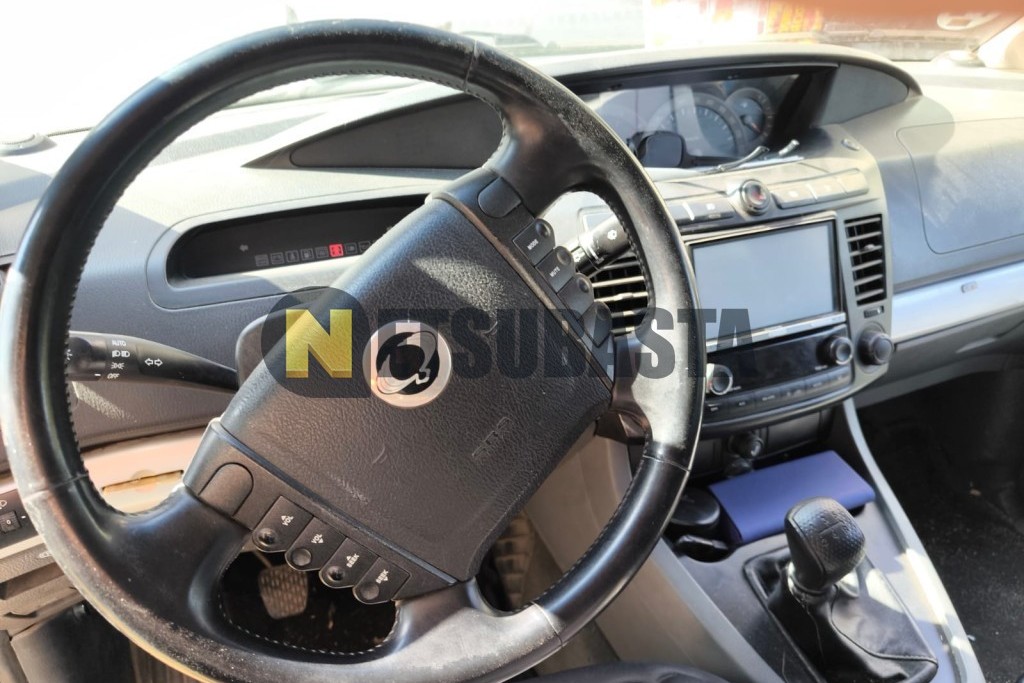 SsangYong Rodius 270Xdi 4x2 2007