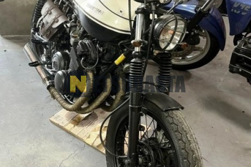 Moto Guzzi 400 GTS 1977
