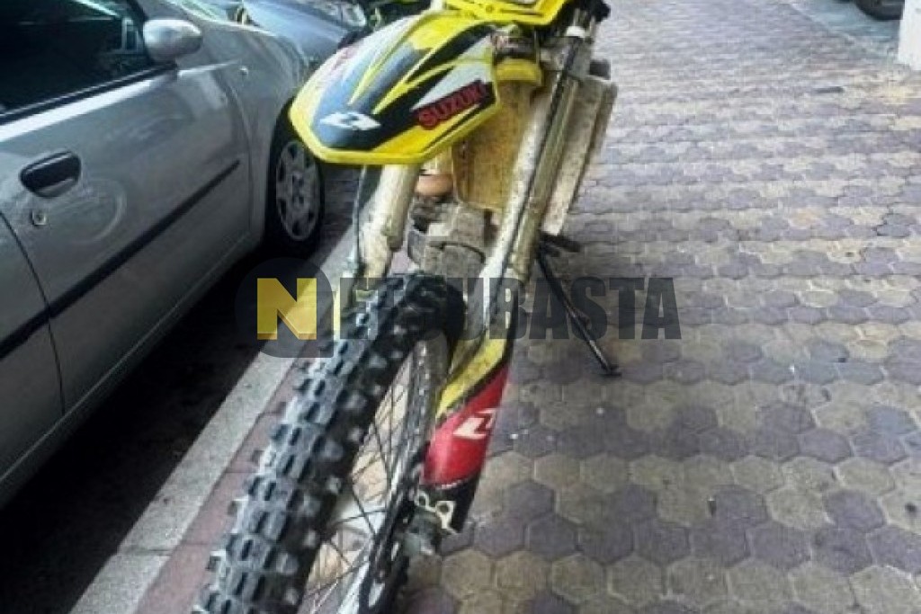 Suzuki RM Z450 2010