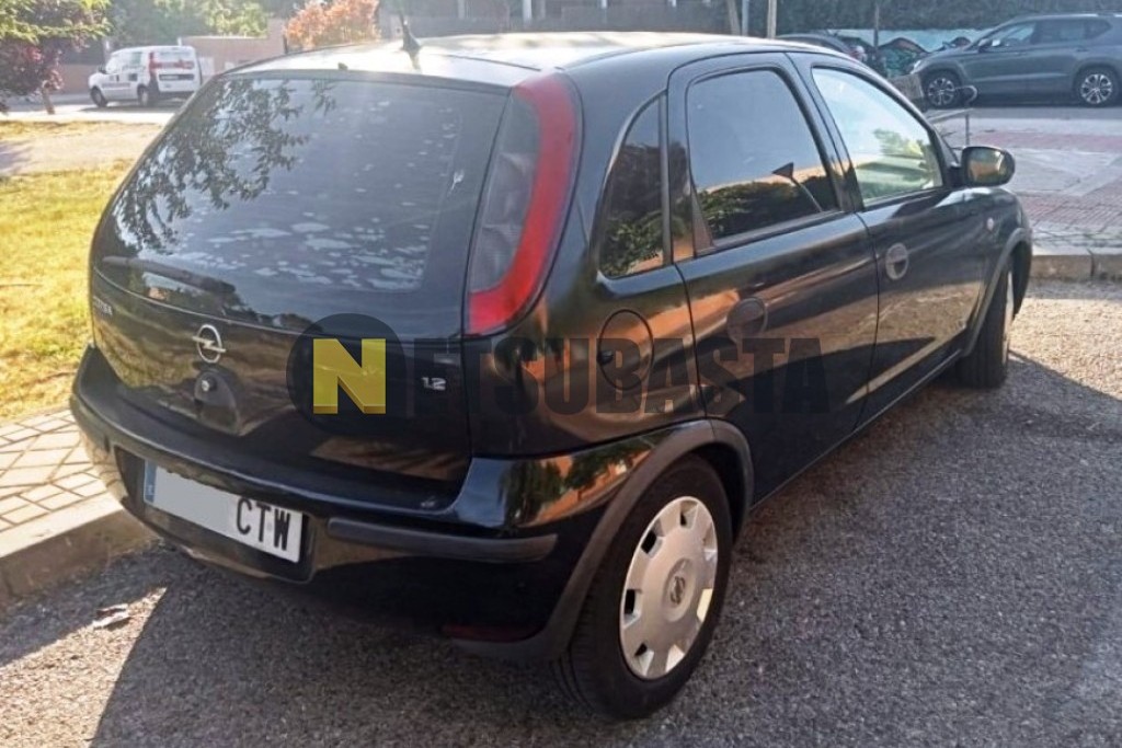 Opel Corsa 1.2 16v 2004