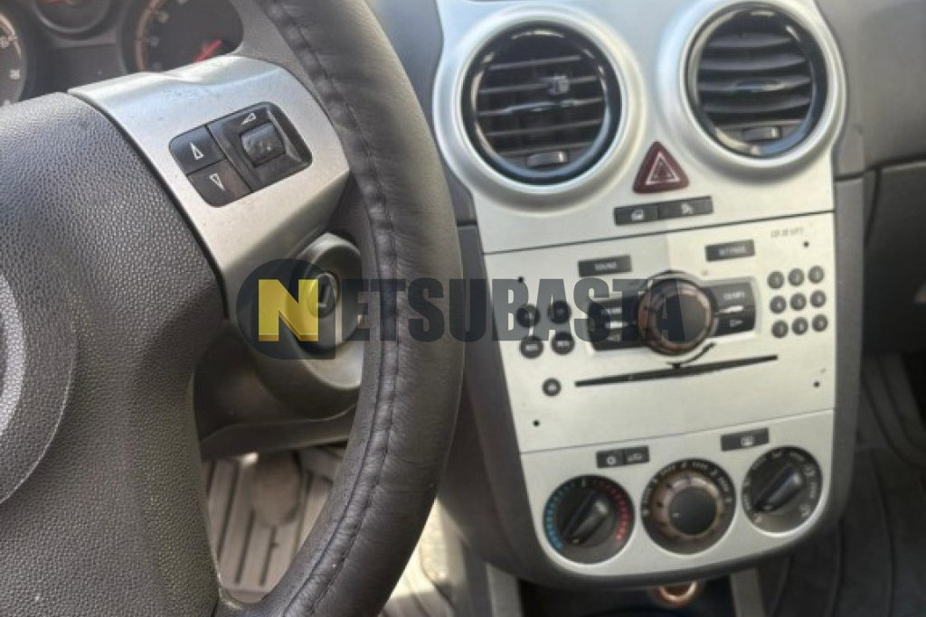Opel Corsa 1.2 2011
