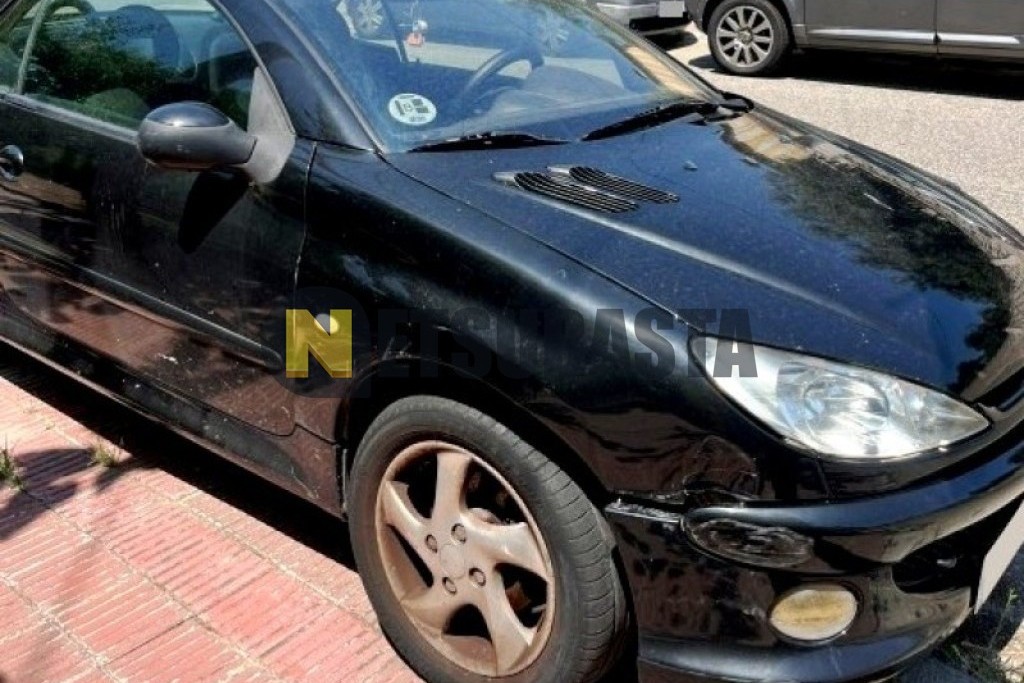 Peugeot 206 Coupé Cabrio 1.6 2003