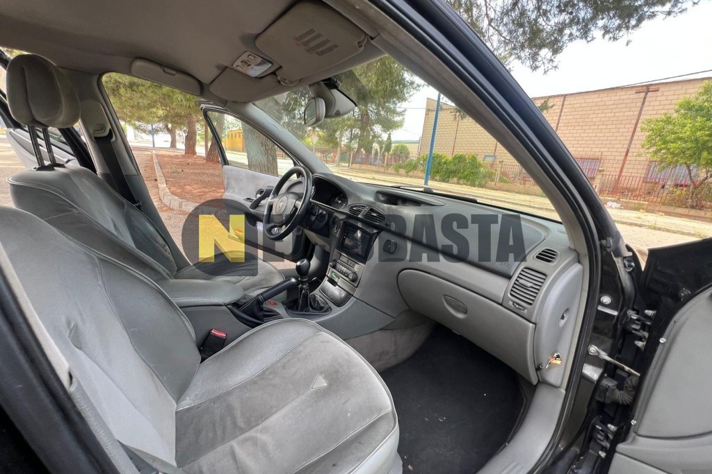 Renault Laguna Grand Tour 2.2 dCi 2004