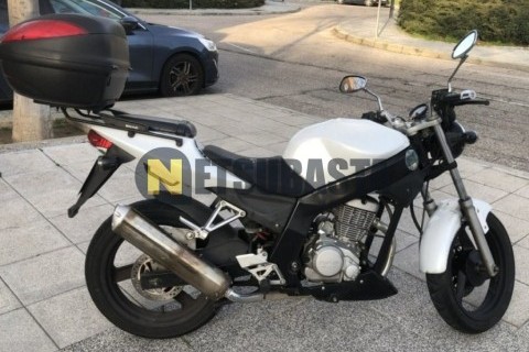 Suzuki BURGMAN 200 2011