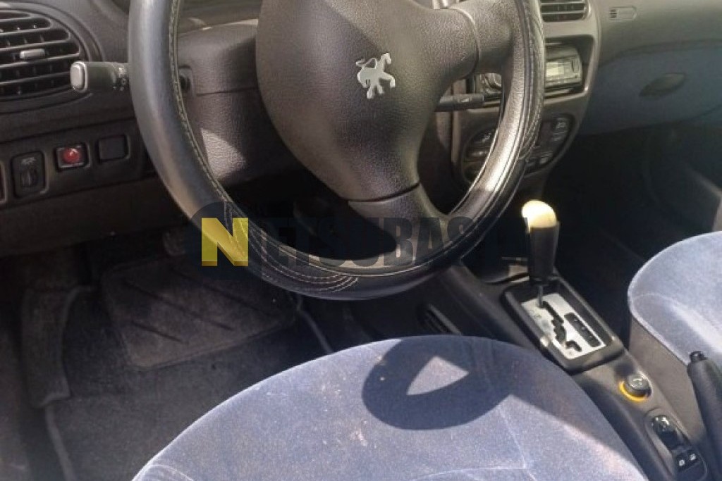 Peugeot 206 1.6 Aut. 2001