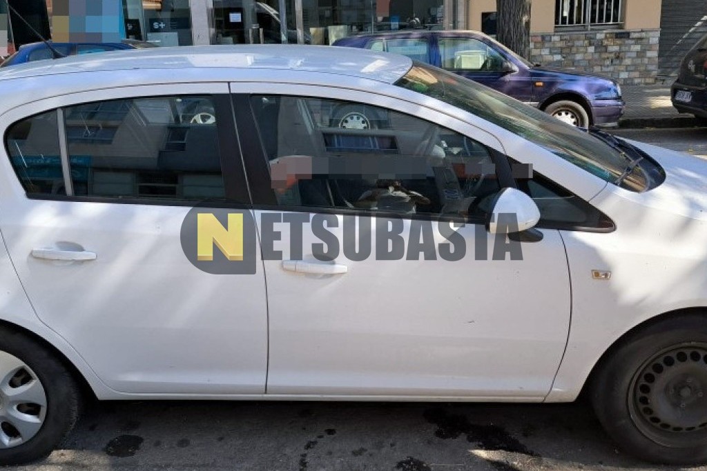 Opel Corsa 1.2 GLP 2013