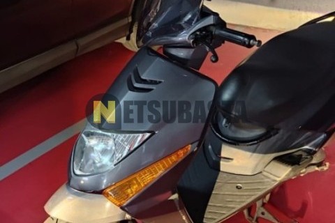 Suzuki BURGMAN 200 2011