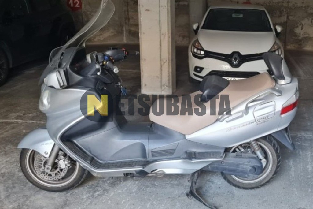Suzuki Burgman 650 2005