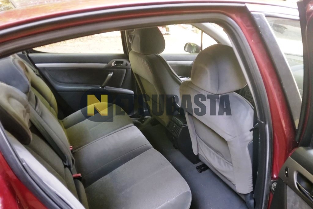 Peugeot 407 2.0 HDi 2004