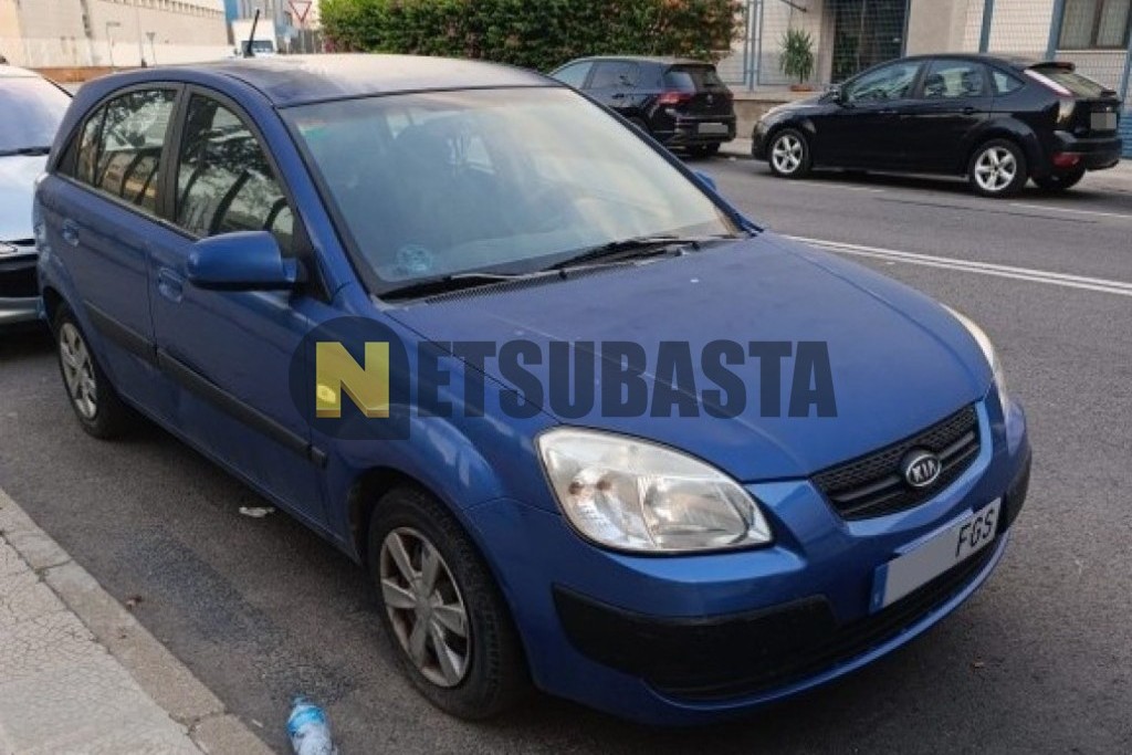 Kia Río 1.4 DOHC 2006