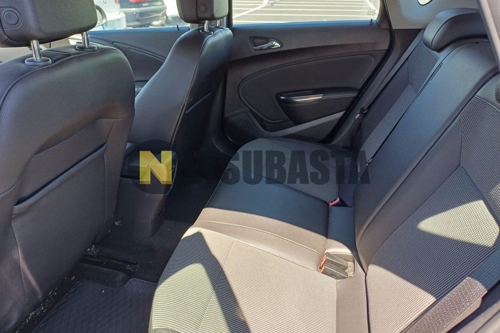 Opel Astra 2.0 CDTI 2010