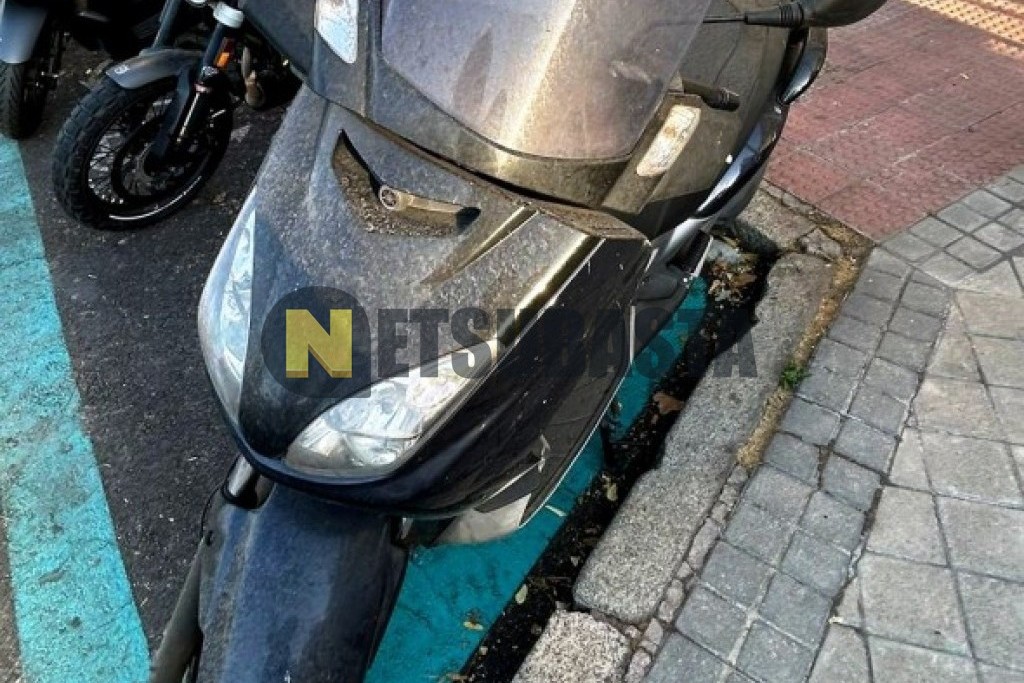 Yamaha XMAX 125 2006