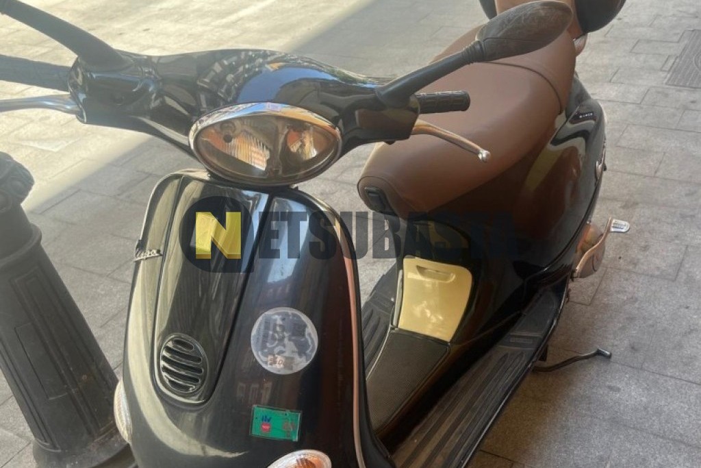 Vespa GTS 125 2004