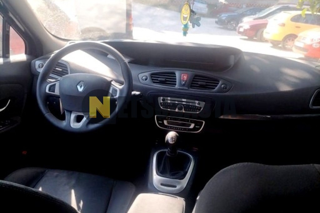 Renault Scenic 1.5 dCi 2011