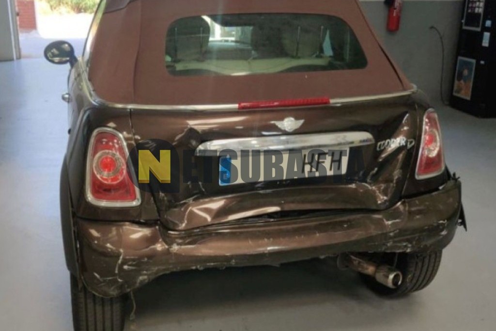 Mini Cabrio Cooper D 2011