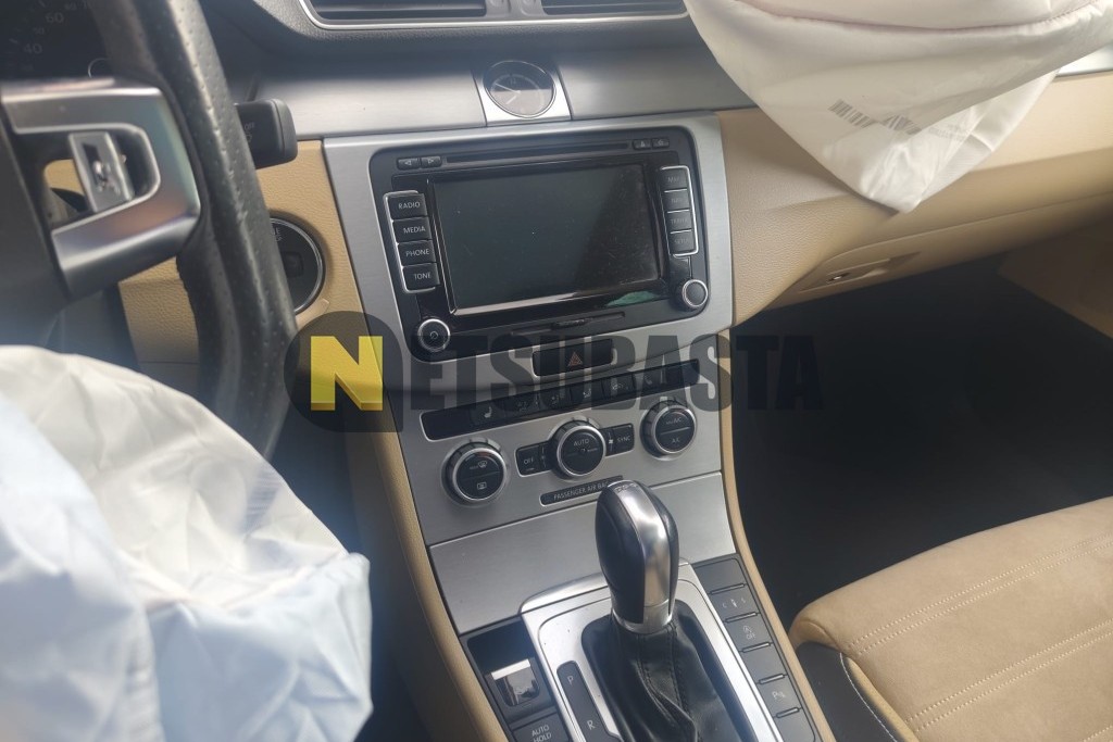 Volkswagen Passat 2.0 TDI DSG6 2014