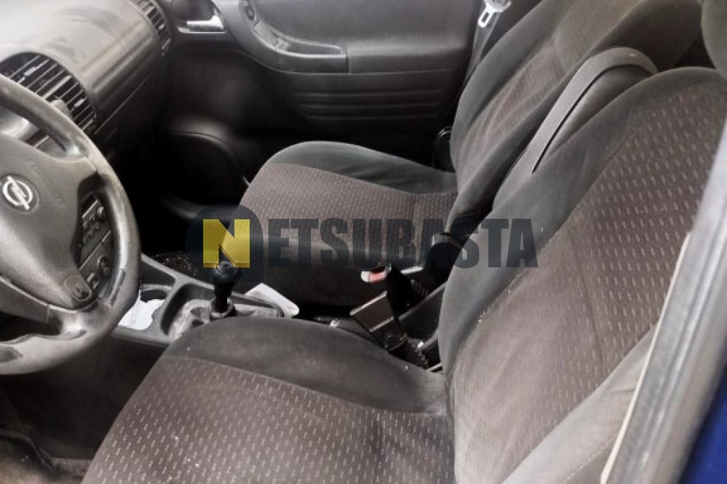 Opel Zafira 2.2 DTi 2004