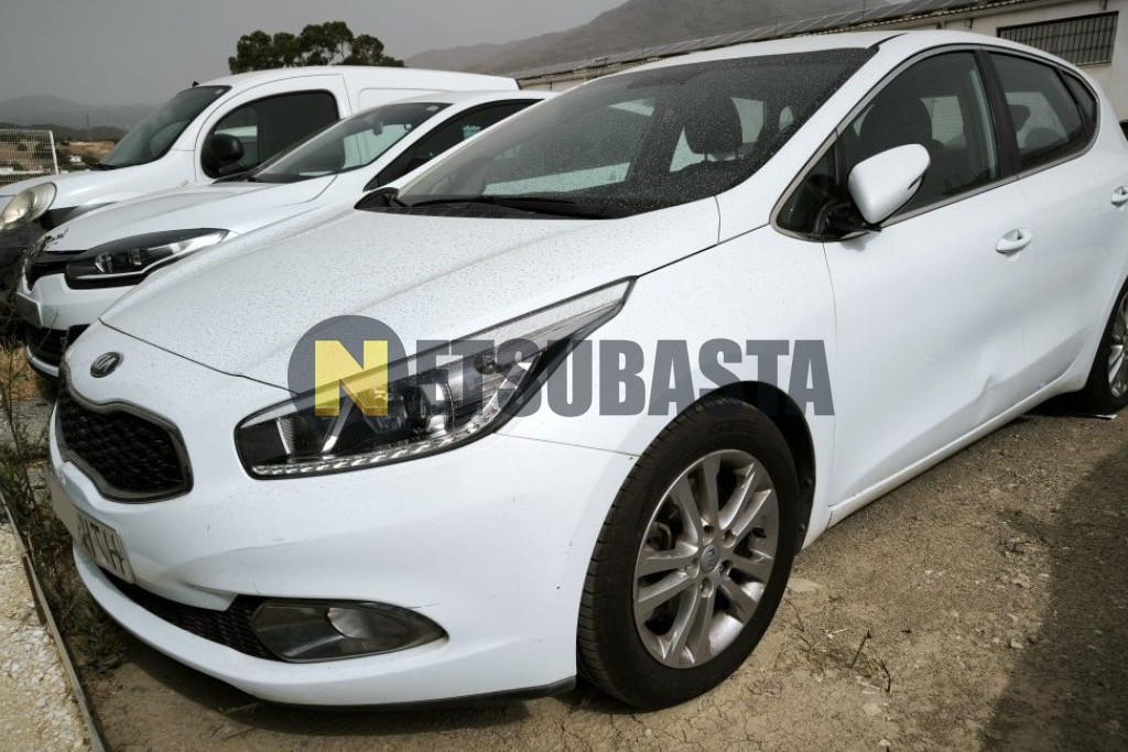 Kia Ceed 1.4 CRDi 2013