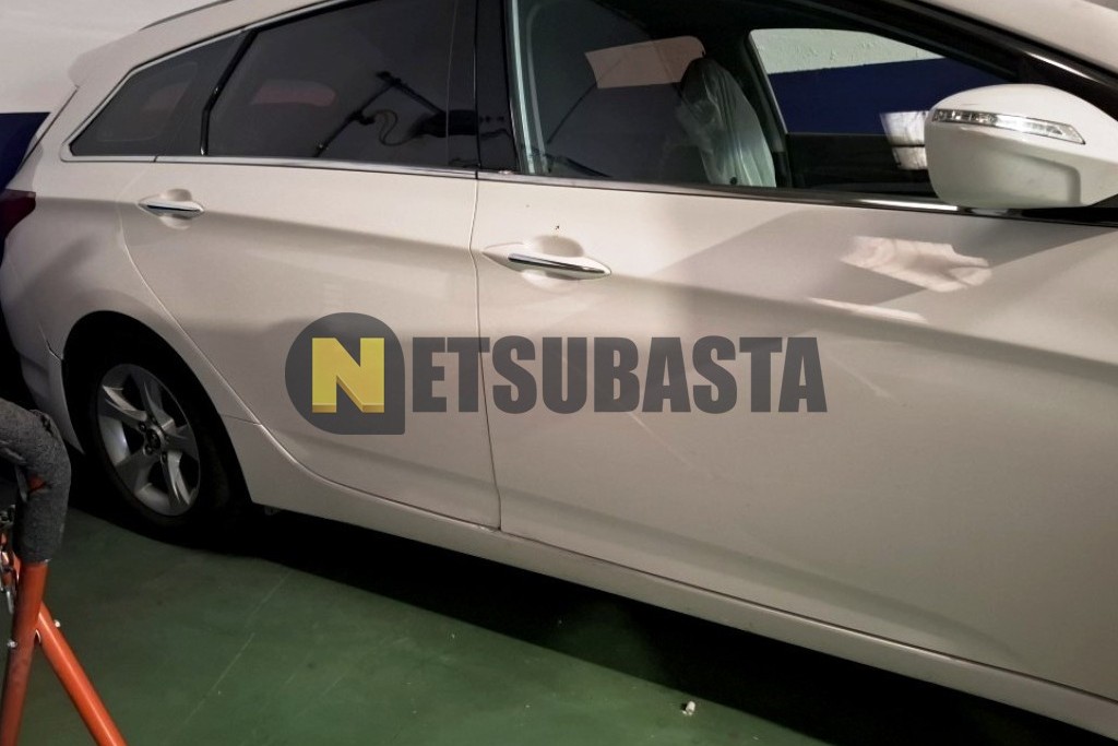 Hyundai i40 CW 1.7 CRDi BlueDrive 2012