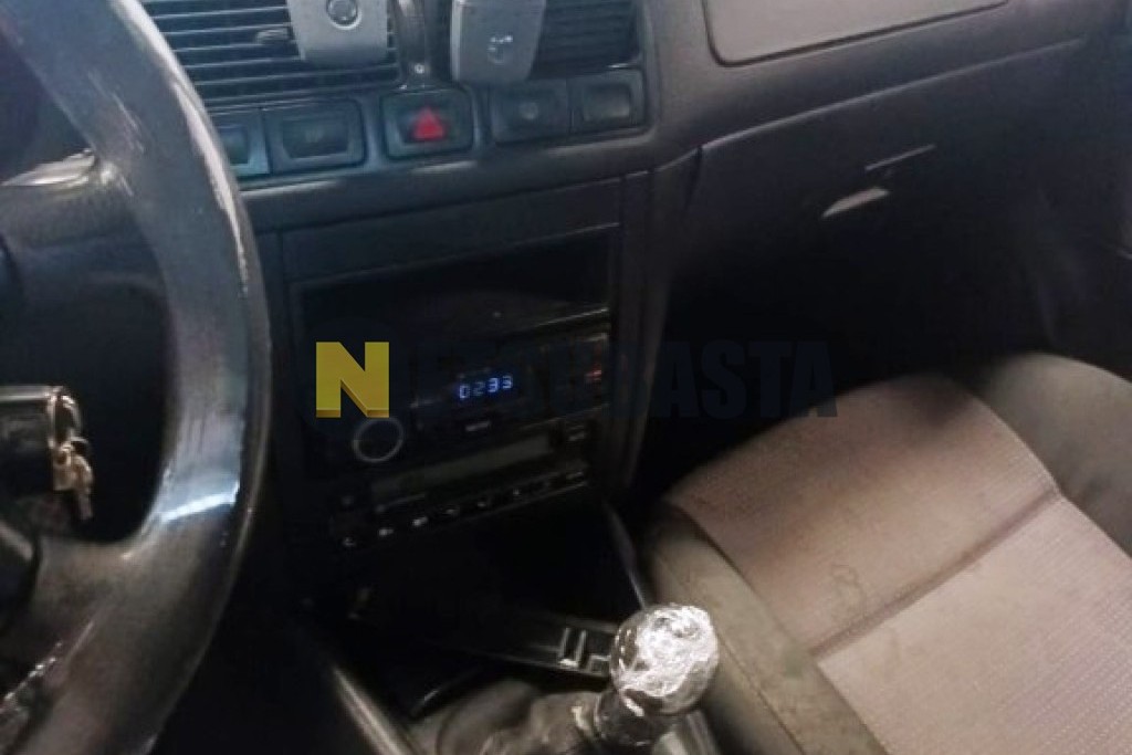 Volkswagen Golf 1.6 2003