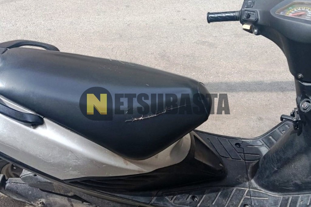 Suzuki Address R-50 2000