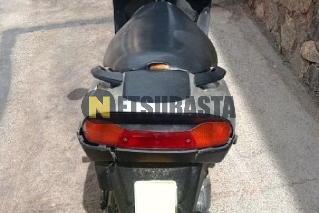 Suzuki Address R-50 2000
