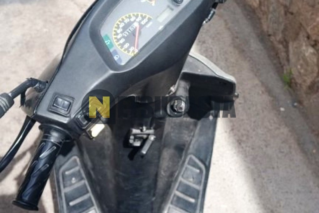 Suzuki Address R-50 2000
