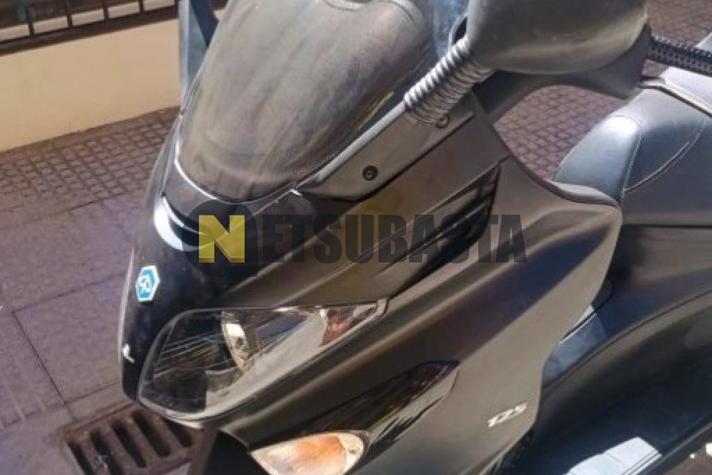 Piaggio X EVO 125 2015