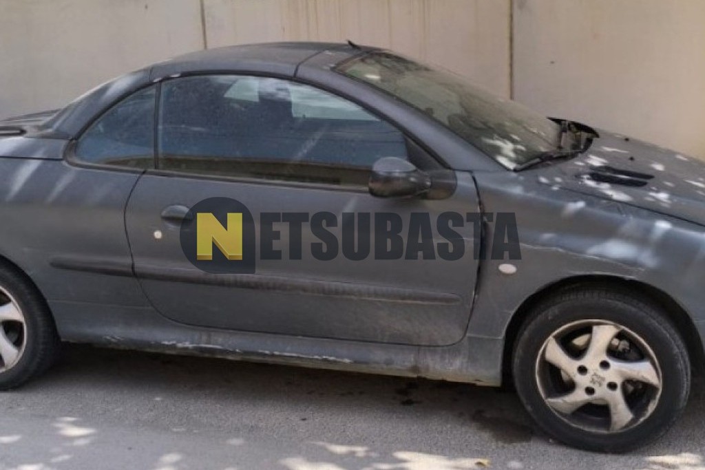 Peugeot 206 Coupé Cabrio 1.6 2001