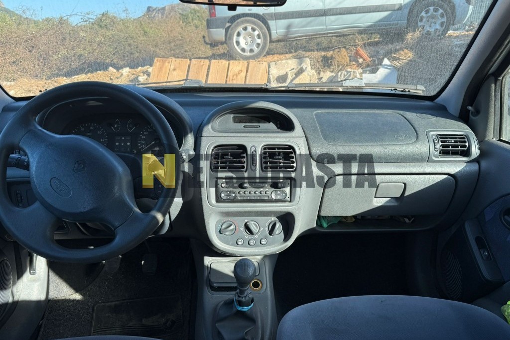 Renault Clio 1.9 D 1999