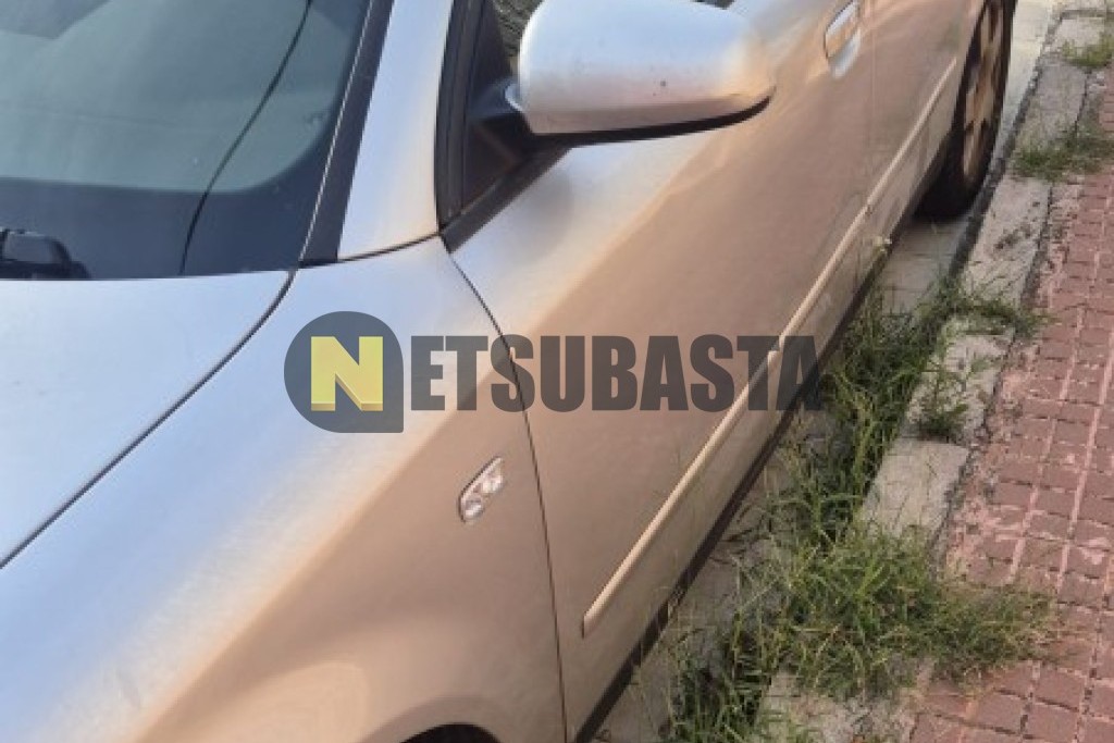 Audi A4 2.0 multitronic 6 vel. 2001