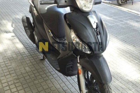 Suzuki BURGMAN 125 2010