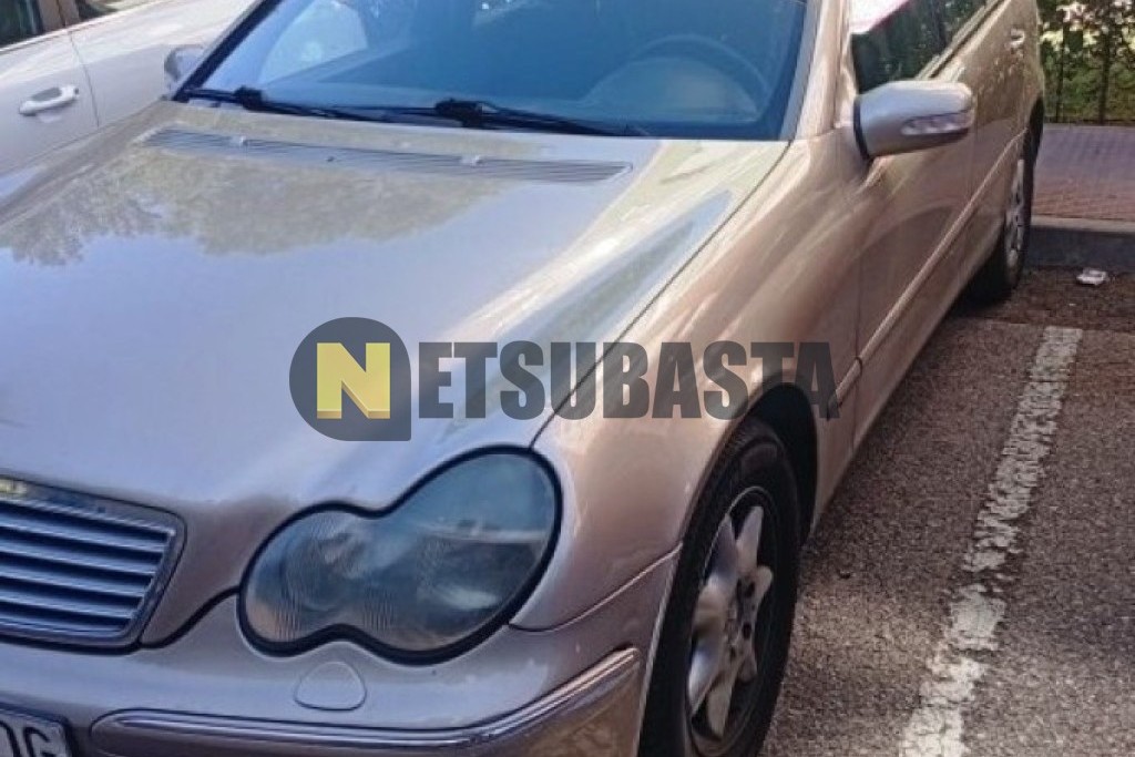 Mercedes-Benz C 220 CDI Aut. 2000