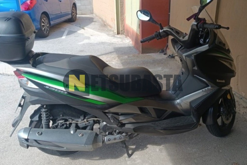 Kawasaki J 300 ABS 2016