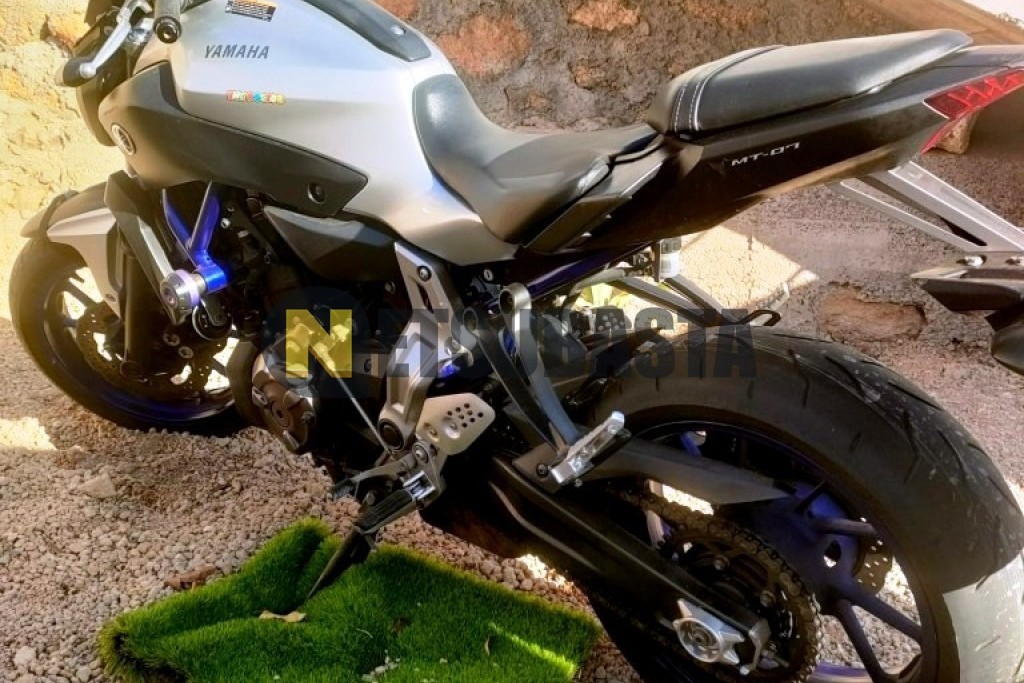 Yamaha MT-07 2015