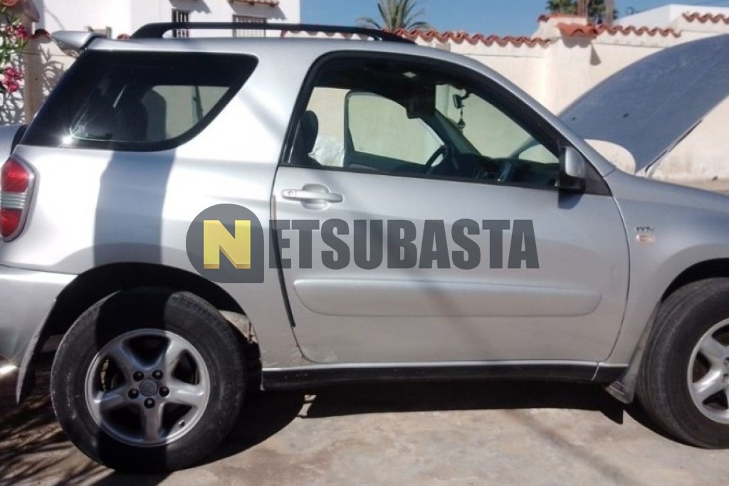 Toyota RAV4 1.8 2004