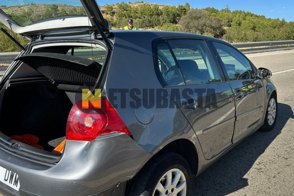 Volkswagen Golf 2.0 TDI DSG 6 vel. 2006