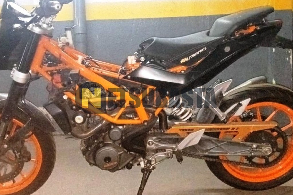 KTM 390 Duke 2015
