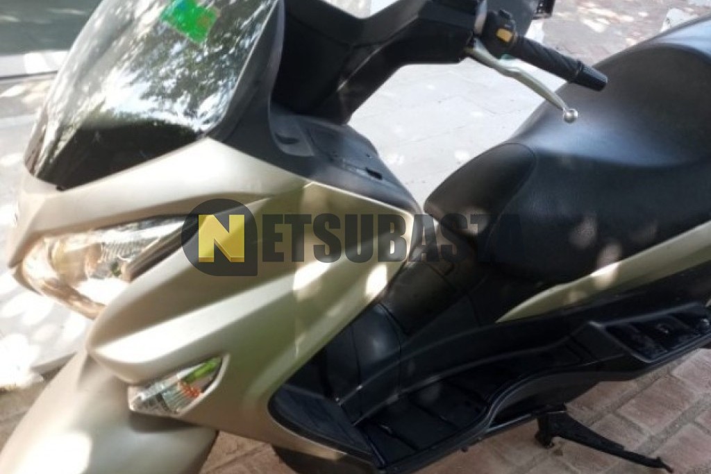 Suzuki BURGMAN 200 2015