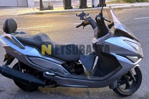 Suzuki Burgman 125 2011