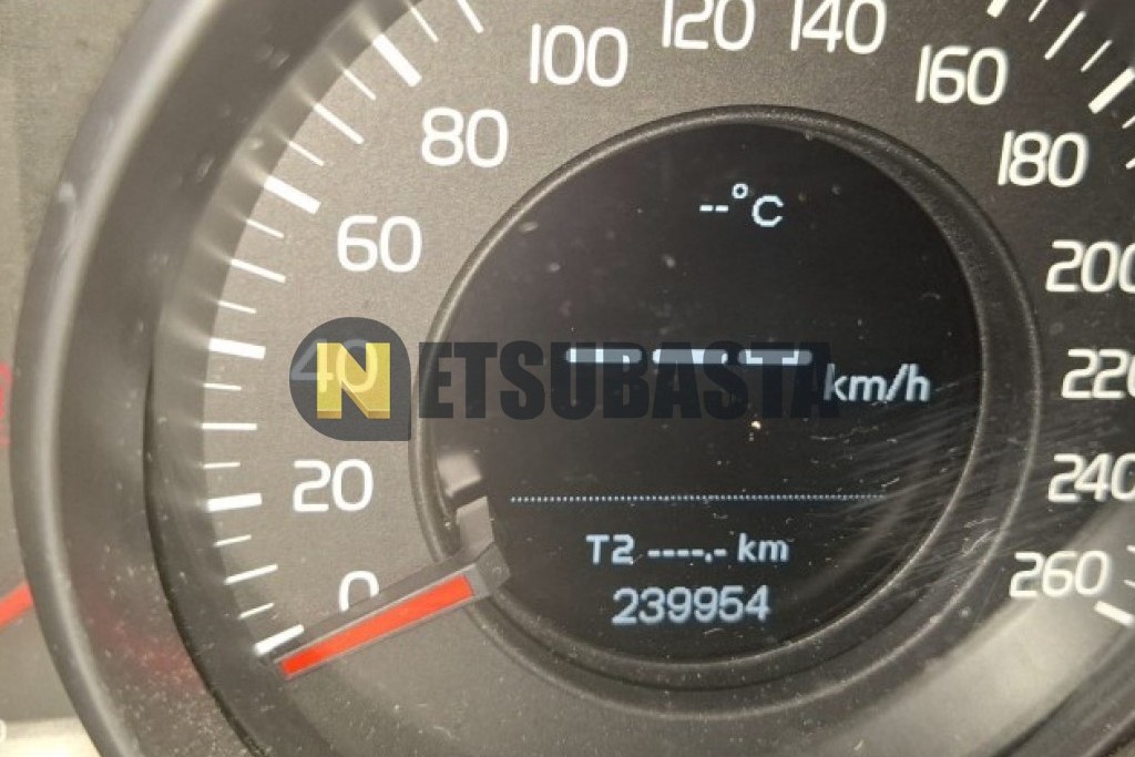 Volvo V40 Cross Country 2.0 D3 2014