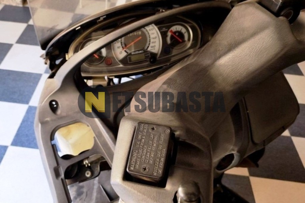 Suzuki Burgman 200 2010
